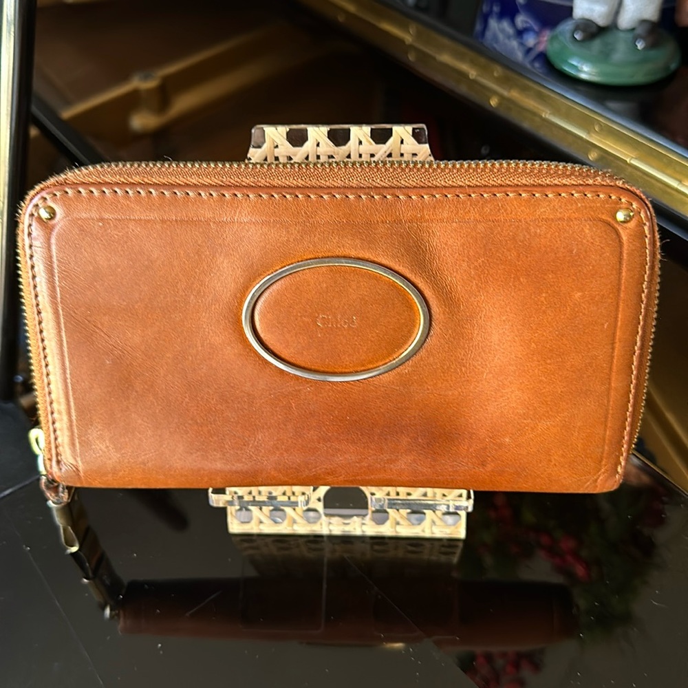 CHLOE preowned brown leather long wallet!